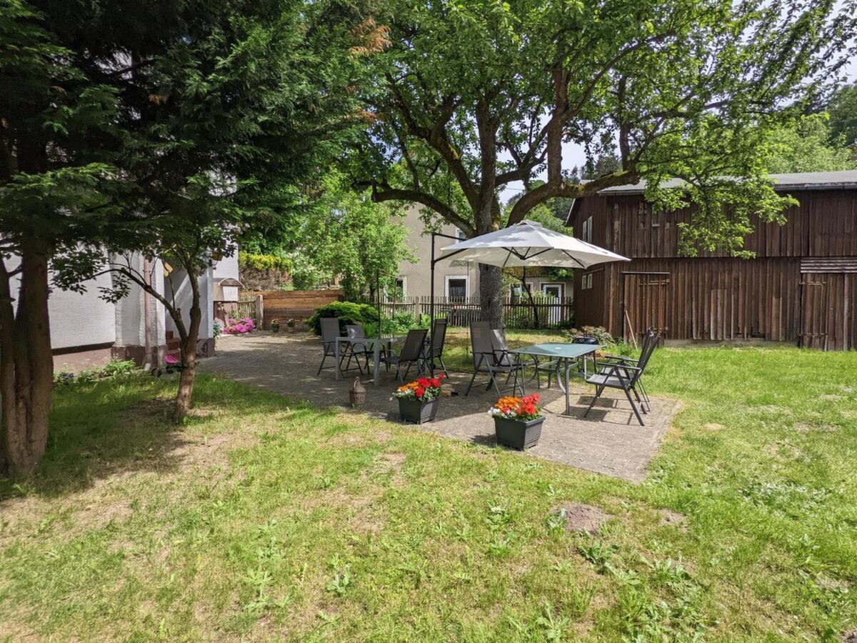 H2 - Urlaubsmagie - Garten, Pool, Terrasse, Grill Sebnitz Kültér fotó